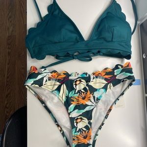 Cupshe Bikini- Brand New- M